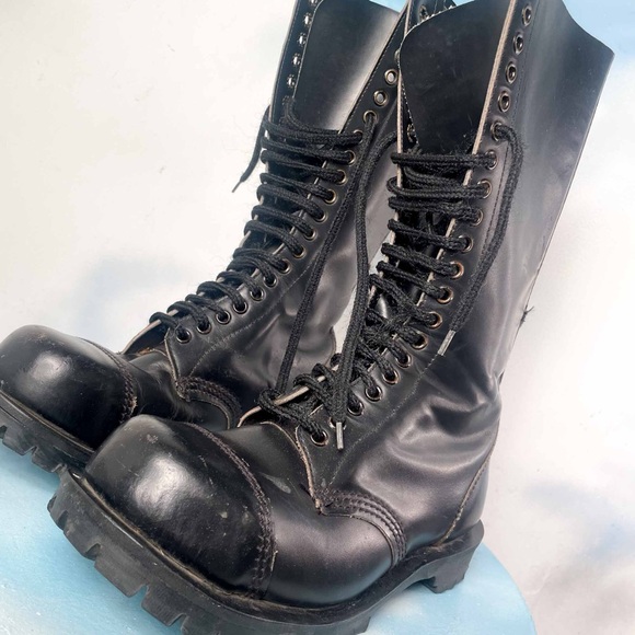 Getta Grip vintage steel toe Doc Martens